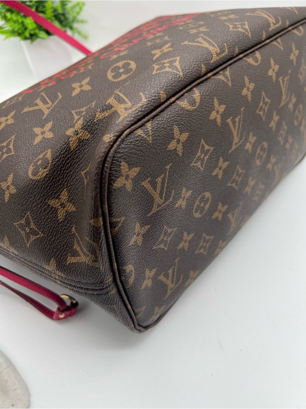 Louis Vuitton Monogram limited edition Neverfull MM ❤️😍 - Picture 10 of 11